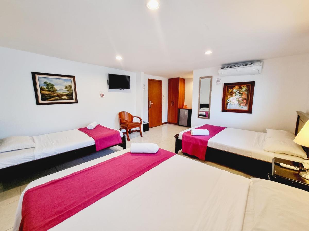 Hotel Karlo Cali Kültér fotó