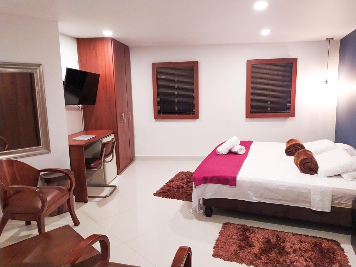 Hotel Karlo Cali Kültér fotó