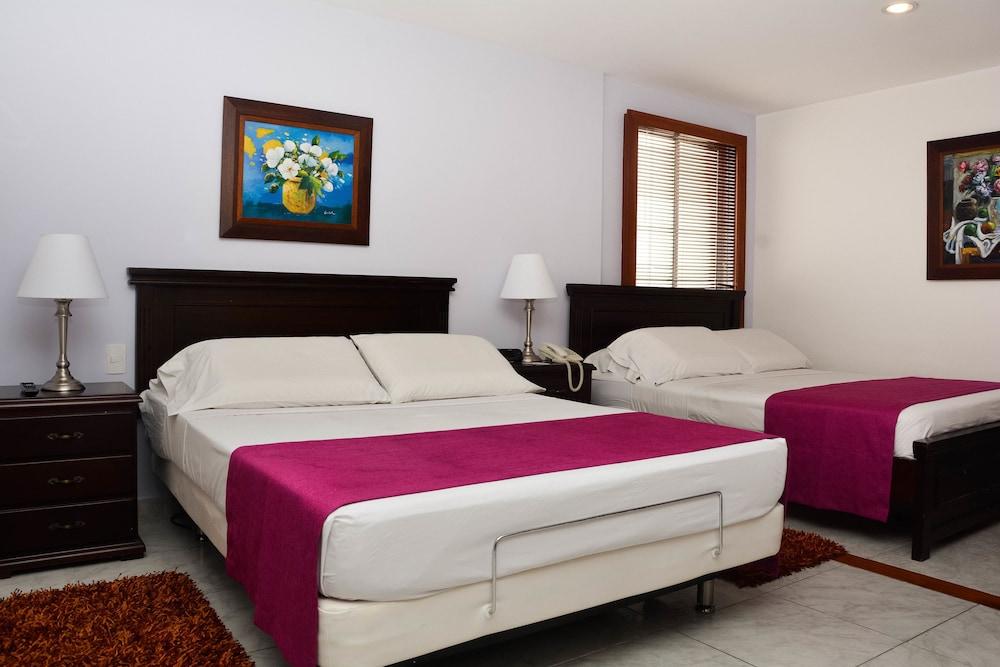Hotel Karlo Cali Kültér fotó