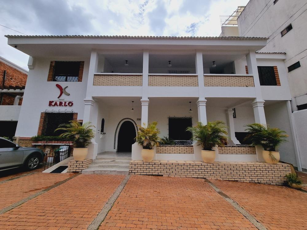 Hotel Karlo Cali Kültér fotó